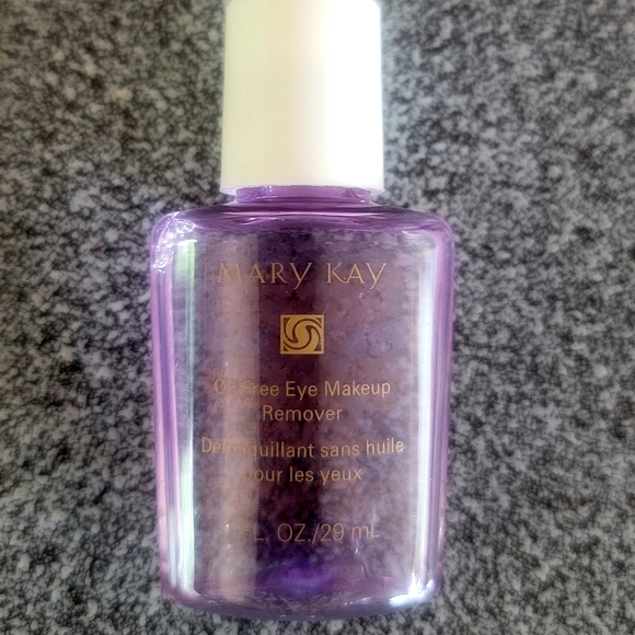 Mary Kay NWOT Makeup Travel Pouche (Please See Full Description) - Picture 5 of 9